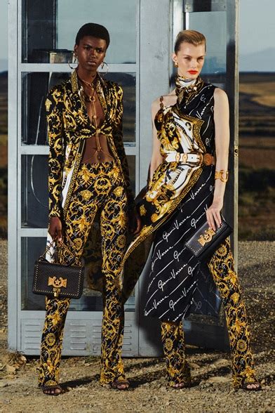 sfilata versace 2020|versace fashion show 2020.